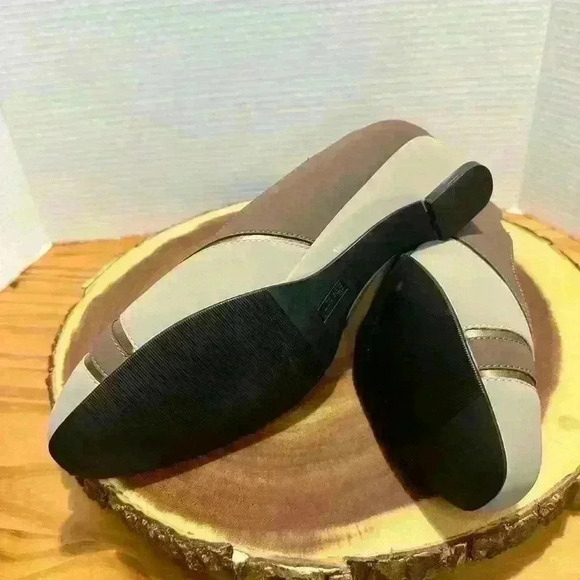 Beacon Comfort Well Two Toned Brown Tan Slip On Pumps Low Wedge Heel Size 11 W - Picture 8 of 9